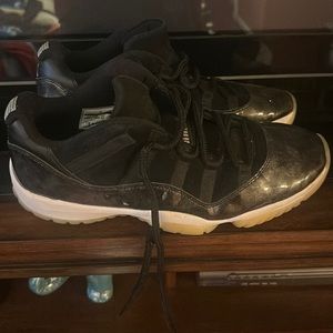 Nike Air Jordan 11 low size 11 Barons used